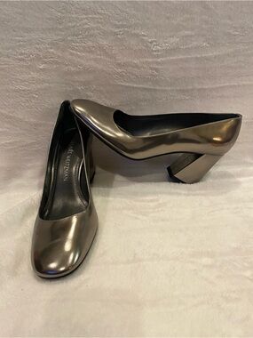 Stuart Weitzman Gunmetal Pewter Leather Chunky Heel Pumps Size EU37 = 6.5 US EUC